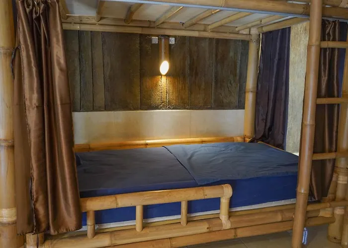 Bali Bamboo Jungle Huts And Lodge *