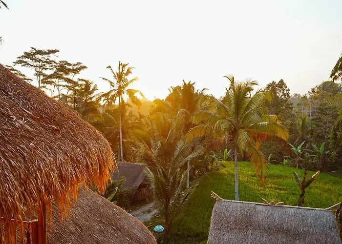 Bali Bamboo Jungle Huts And Lodge *